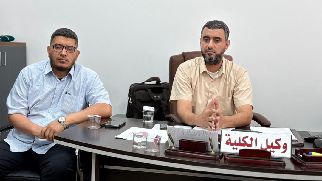 اجتماع فريق الجودة بكلية الآداب والعلوم بالمرج يستعرض استعدادات الاعتماد المؤسسي 